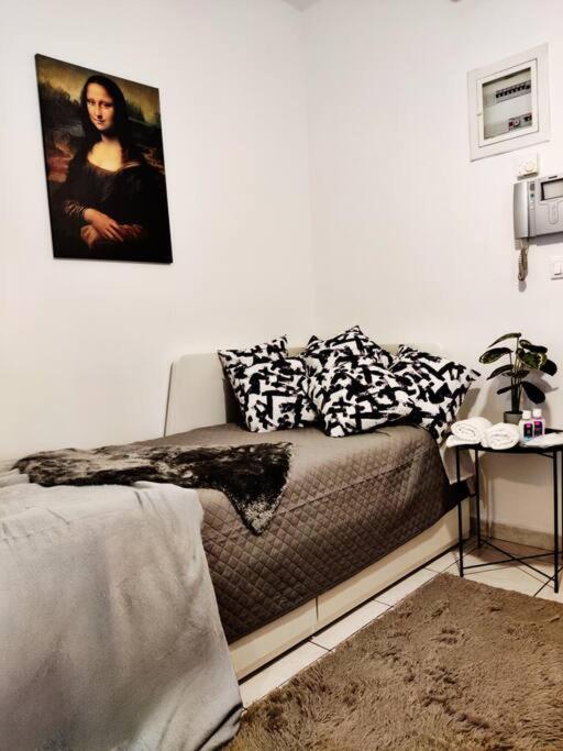 Elegant Central Studio With Balcony & 1 Gbps Fiber Thessaloniki Exterior photo